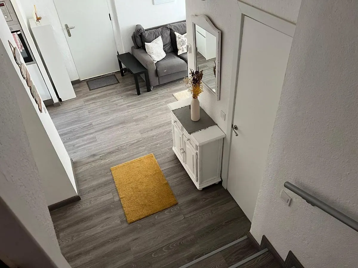 Lovely 4-Bed Cottage In Las Chapas 마르베야 펜션