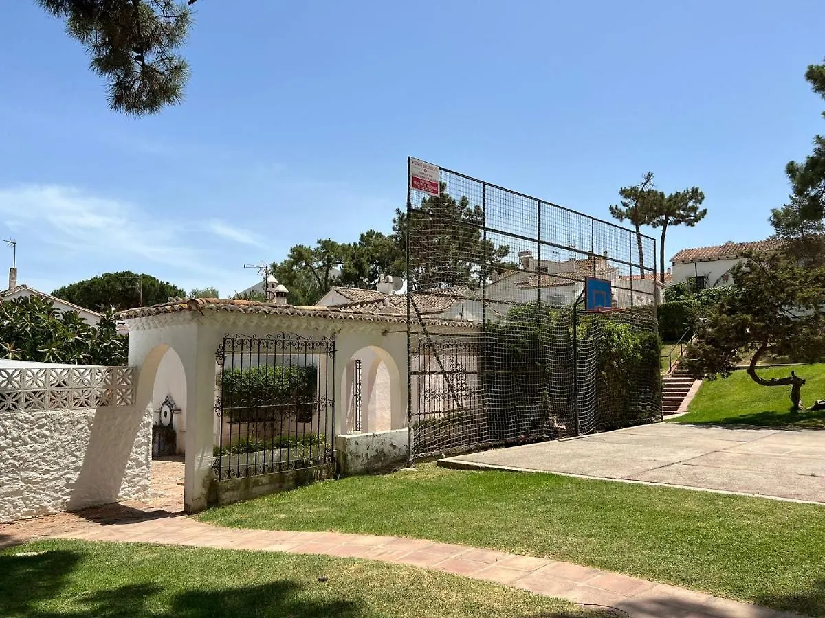 Holiday home Lovely 4-Bed Cottage In Las Chapas Marbella Spain